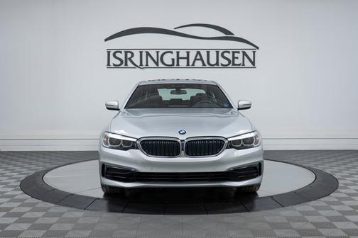 2019 BMW 530e xDrive iPerformance
