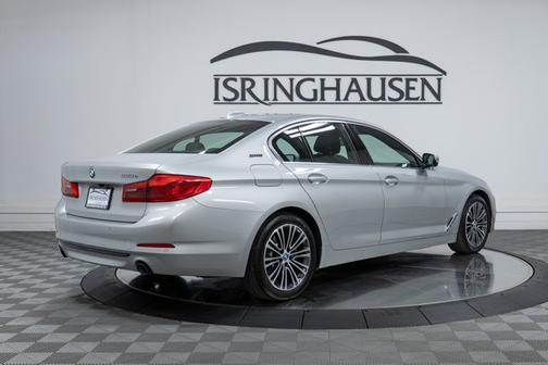 2019 BMW 530e xDrive iPerformance