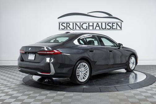 2024 BMW 530 530i xDrive