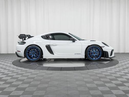 2024 Porsche 718 Cayman GT4 RS
