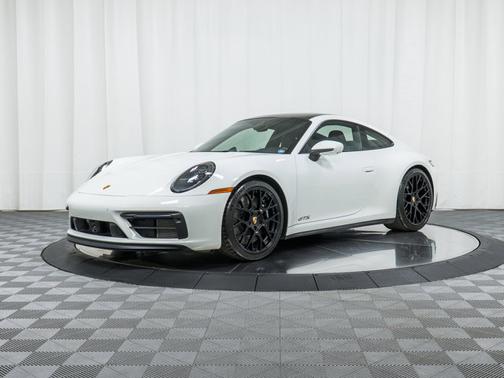 2024 Porsche 911 Carrera GTS