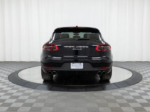 2018 Porsche Macan S