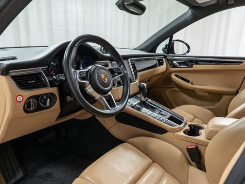 2018 Porsche Macan S