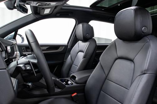 2025 Porsche Cayenne 
