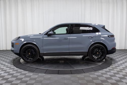 2025 Porsche Cayenne 