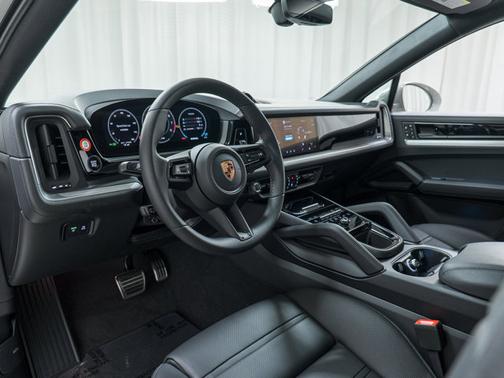 2026 Porsche Cayenne S