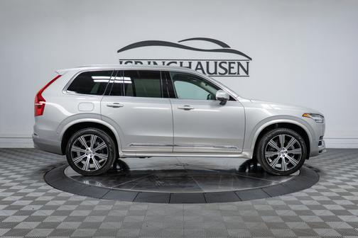2024 Volvo XC90 Recharge Plug-In Hybrid Plus Bright Theme