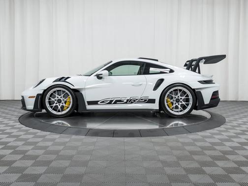 2025 Porsche 911 GT3 RS