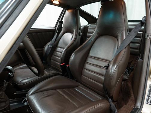 1986 Porsche 911 Carrera