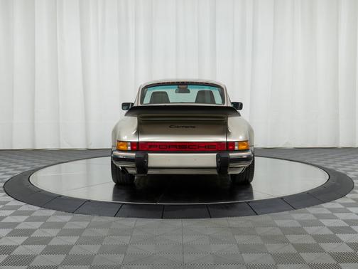 1986 Porsche 911 Carrera
