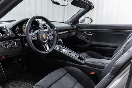 2024 Porsche 718 Boxster GTS 4.0
