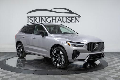2026 Volvo XC60 Plus