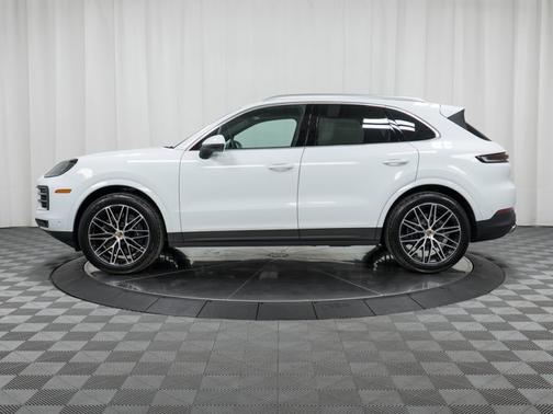 2025 Porsche Cayenne 