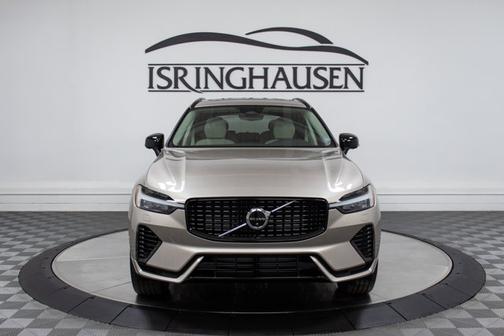 2025 Volvo XC60 Plug-In Hybrid Plus