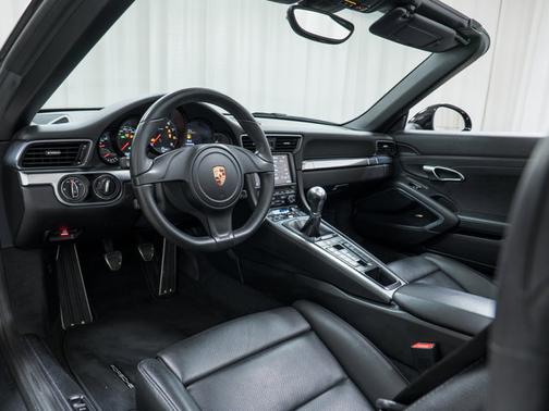 2014 Porsche 911 Carrera