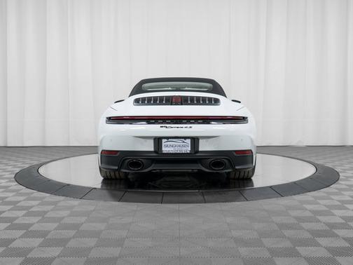 2026 Porsche 911 Carrera 4S