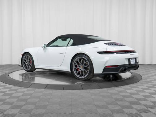 2026 Porsche 911 Carrera 4S