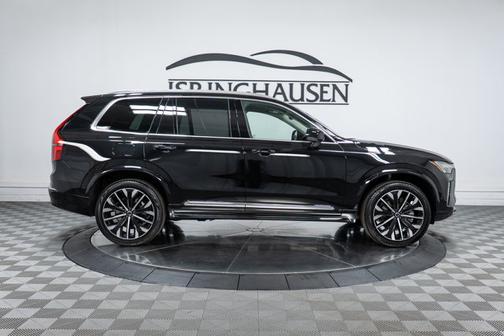 2026 Volvo XC90 Plus