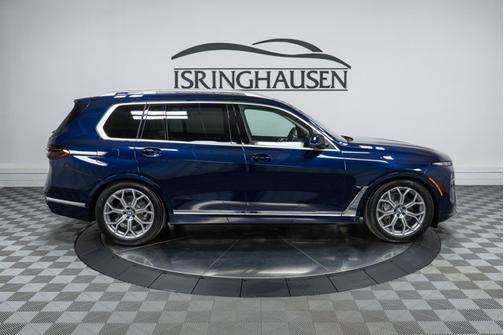2025 BMW X7 xDrive40i