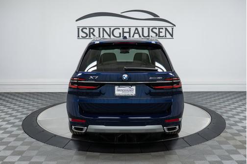 2025 BMW X7 xDrive40i