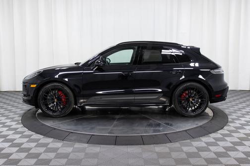 2025 Porsche Macan GTS