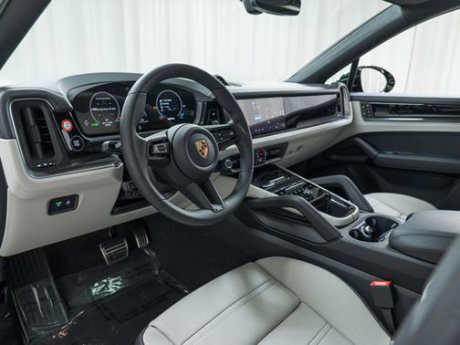 2026 Porsche Cayenne S