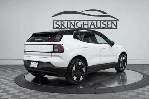 Crystal White Metallic 2026 Volvo EX30 Plus