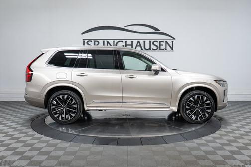 2026 Volvo XC90 Plus
