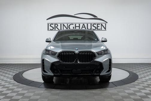 Skyscraper Grey Metallic 2026 BMW X6 xDrive40i