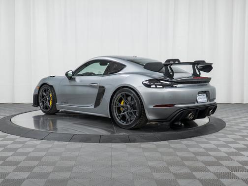2025 Porsche 718 Cayman GT4 RS