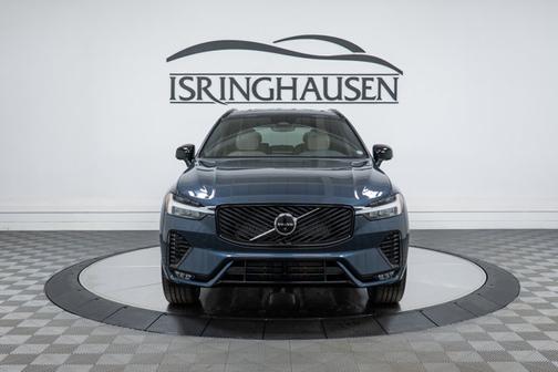 2026 Volvo XC60 Plus