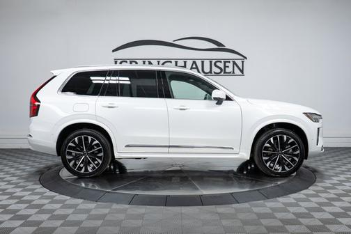 2026 Volvo XC90 Plus