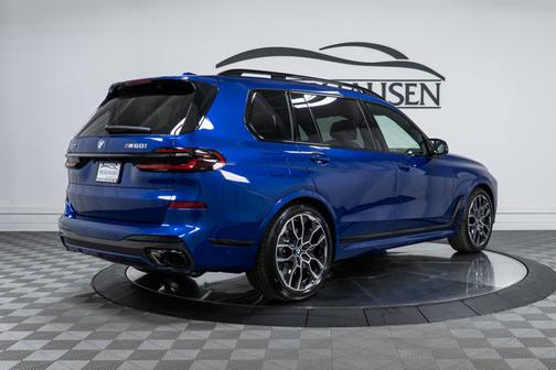 2026 BMW X7 M60i