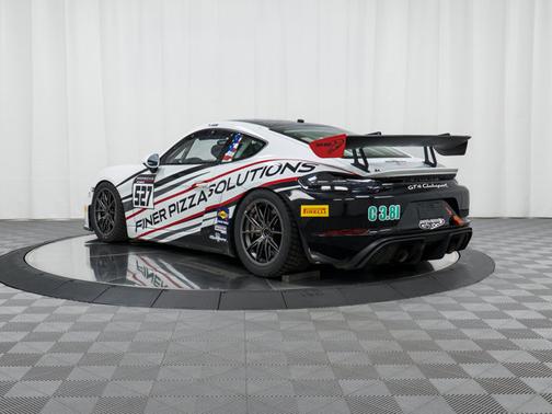 2020 Porsche 718 Cayman GT4 Clubsport Competition