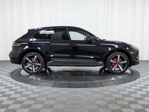 2026 Porsche Macan S