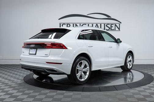 2019 Audi Q8 Premium Plus