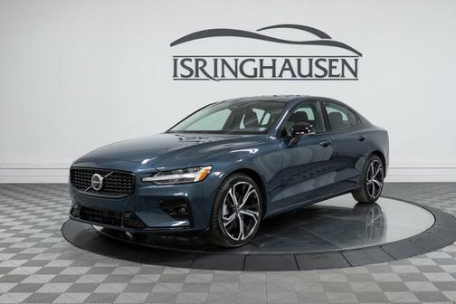 2025 Volvo S60 Plus