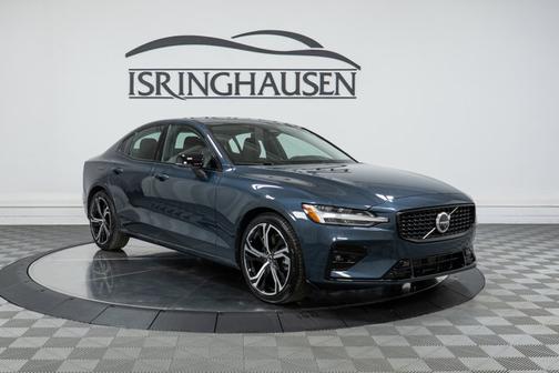 2025 Volvo S60 Plus