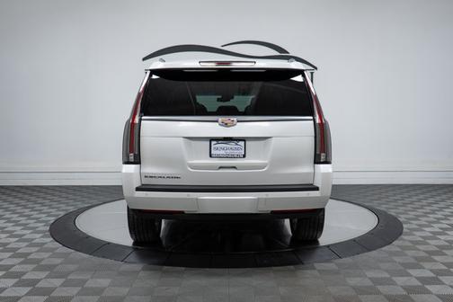 2019 Cadillac Escalade Premium Luxury