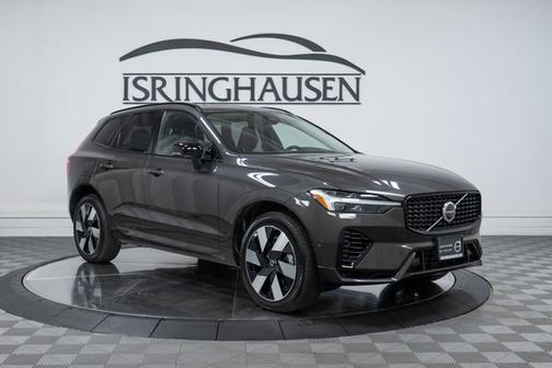 2025 Volvo XC60 Plug-In Hybrid Plus