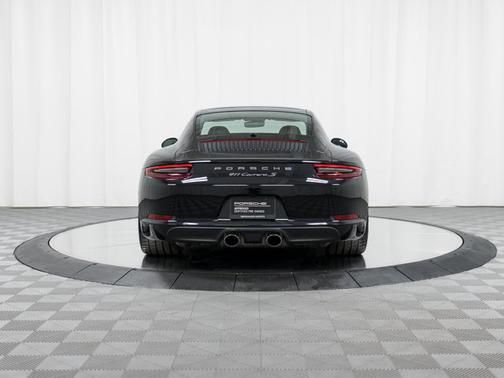 2018 Porsche 911 Carrera S