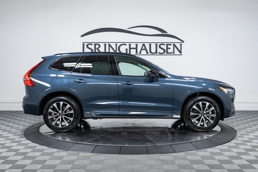 2025 Volvo XC60 Core