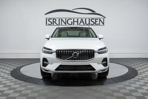 2023 Volvo XC60 Recharge Plug-In Hybrid Ultimate Bright Theme