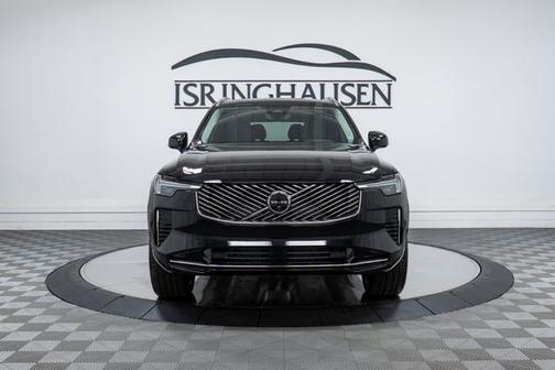 2026 Volvo XC90 Plus