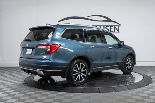 2019 Honda Pilot Touring 8-Passenger