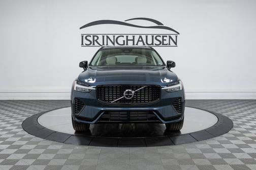 2025 Volvo XC60 Plug-In Hybrid Plus