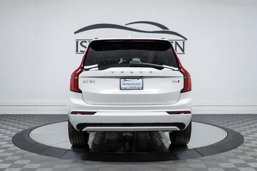 2026 Volvo XC90 Ultra Dark Theme
