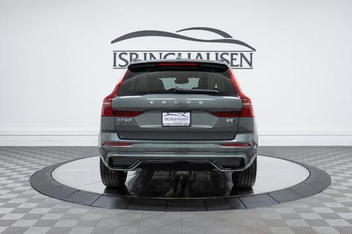 Forest Lake 2027 Volvo XC60 Ultra