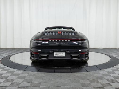 2024 Porsche 911 Carrera