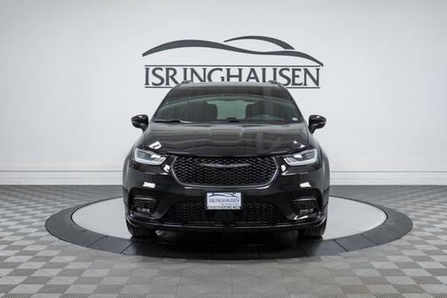 2021 Chrysler Pacifica Touring